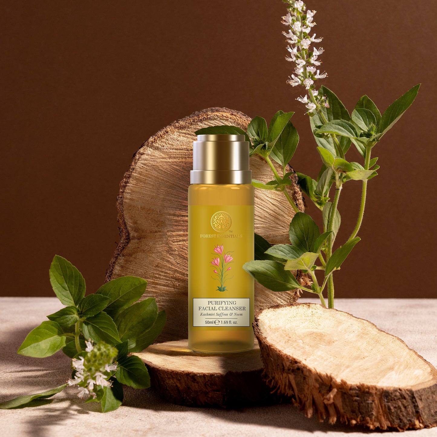 Purifying Facial Cleanser Kashmiri Saffron & Neem - Forest Essentials